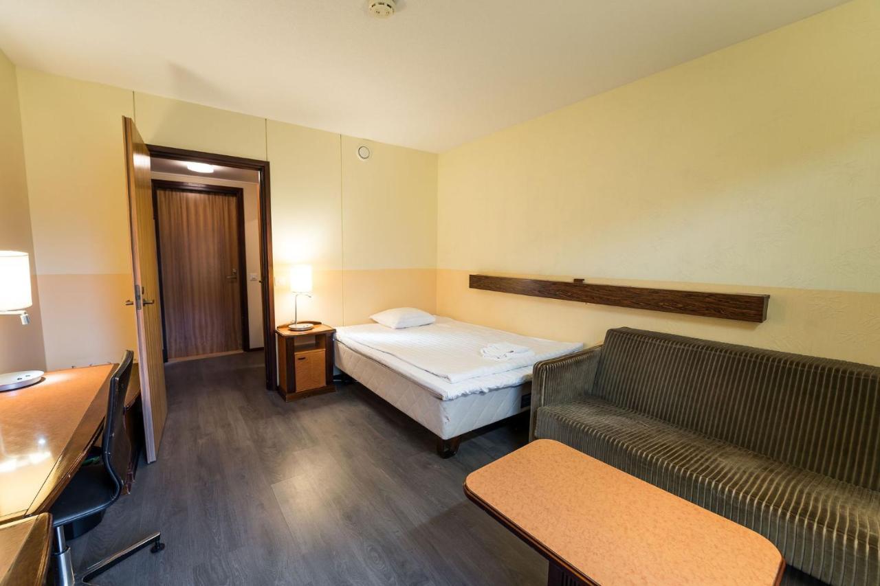 Budget Hotel Раахе Экстерьер фото