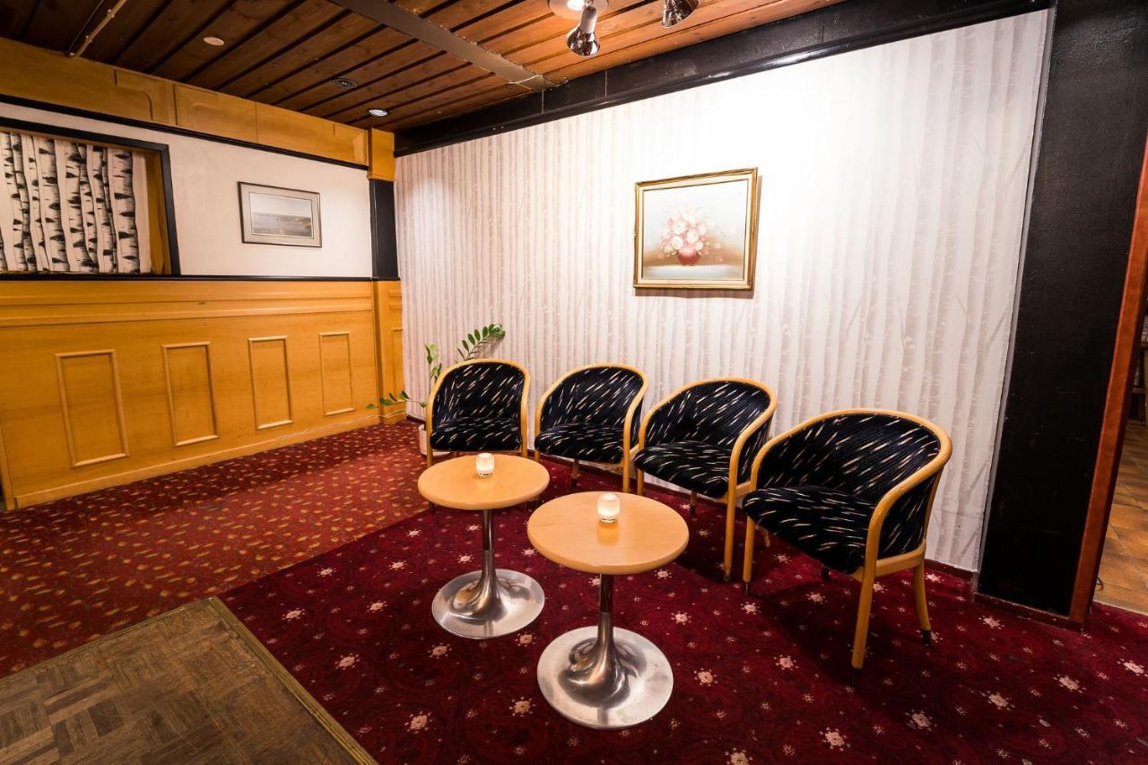 Budget Hotel Раахе Экстерьер фото